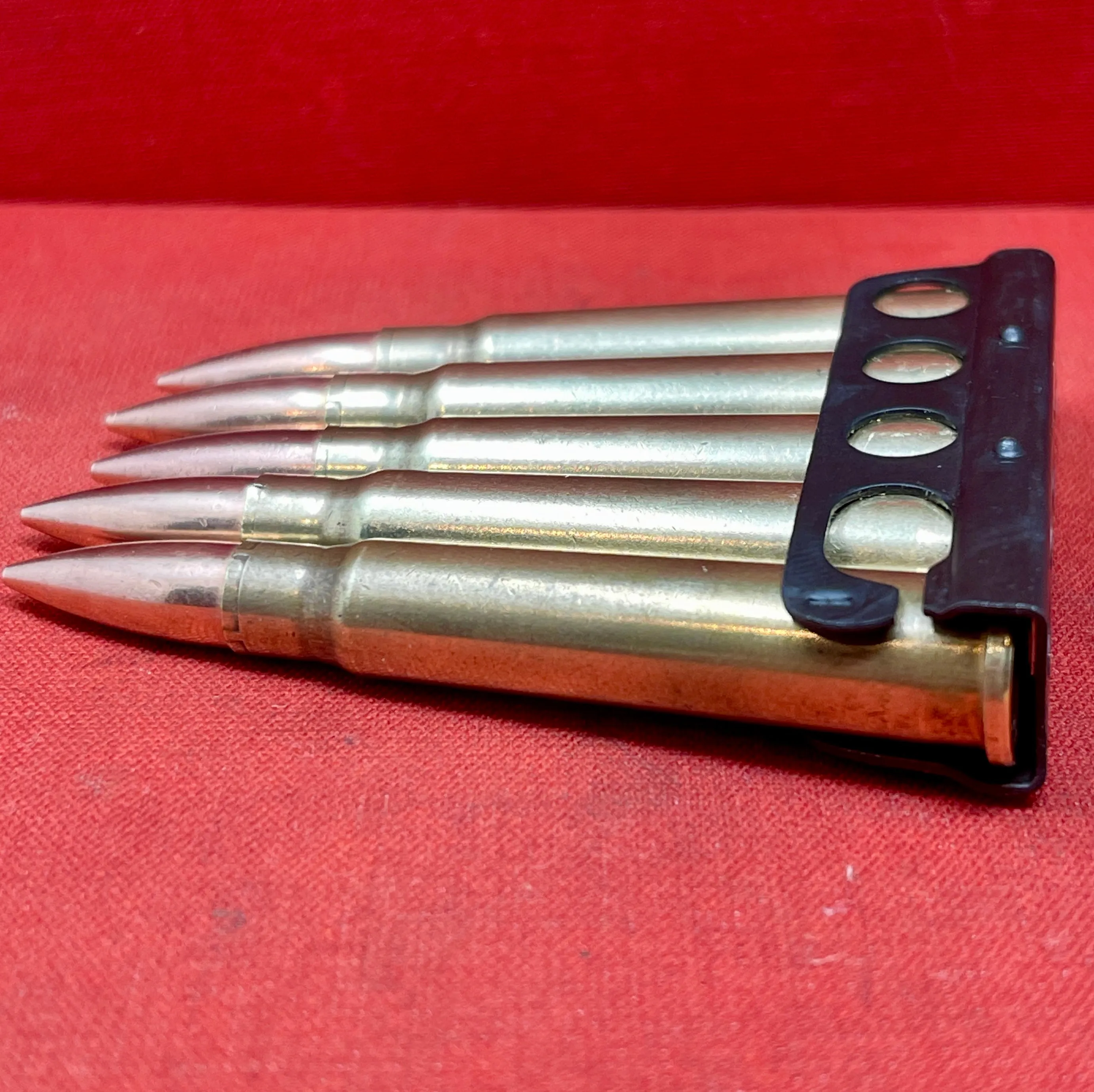 5 X Inert/ Display – .303 Lee Enfield Rounds 1971 In Charger Loading Clip