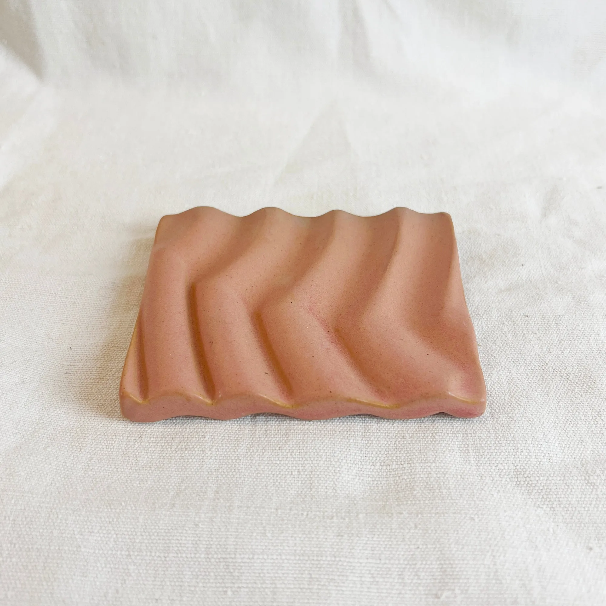 BIMAL Stoneware Ridged Rectangular Soap Dish