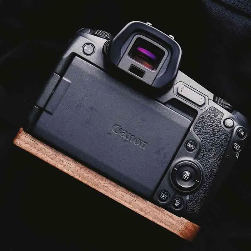 Canon EOS R Grip Base Plate Wood