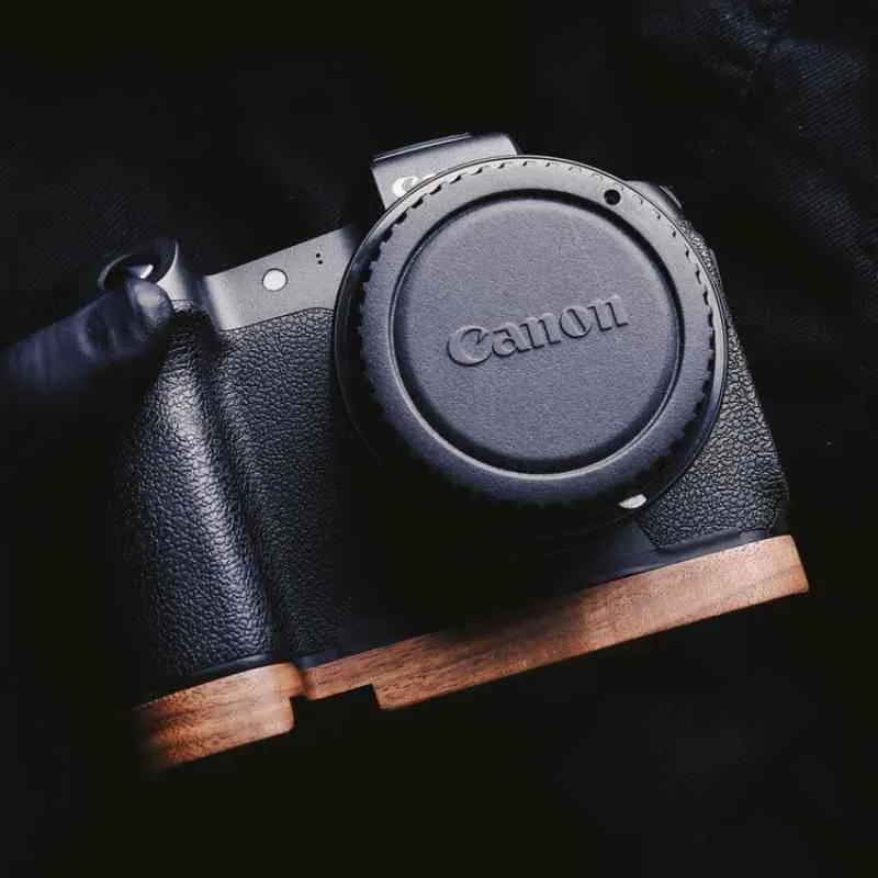 Canon EOS R Grip Base Plate Wood