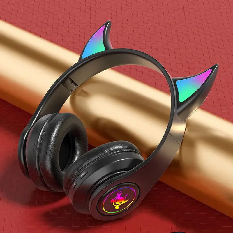 Chic Illuminated Travel Bass Headphones