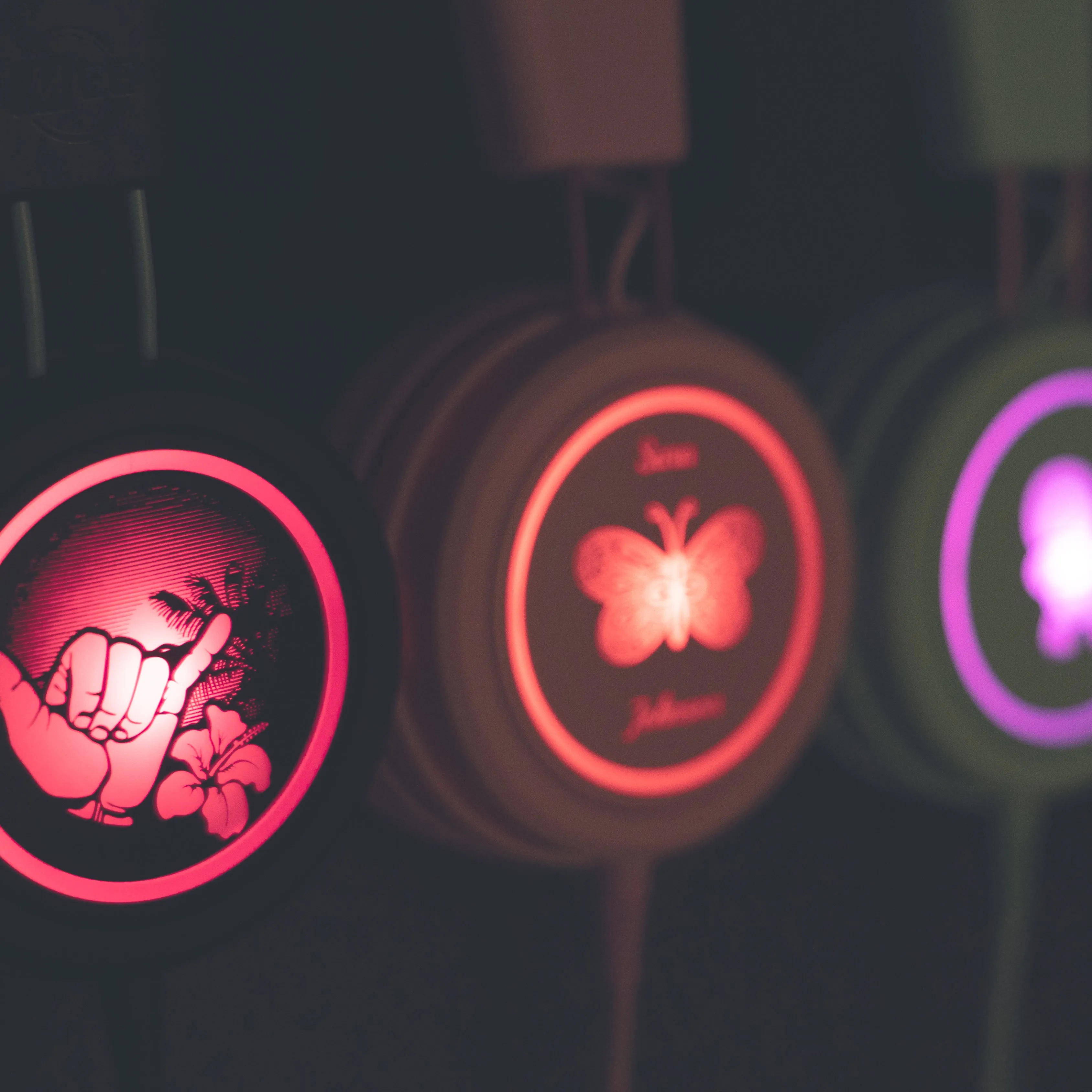 Design Your Own: Custom KidJamz KJ55 Headphones for Kids with LED Lights [USB-C Plug]