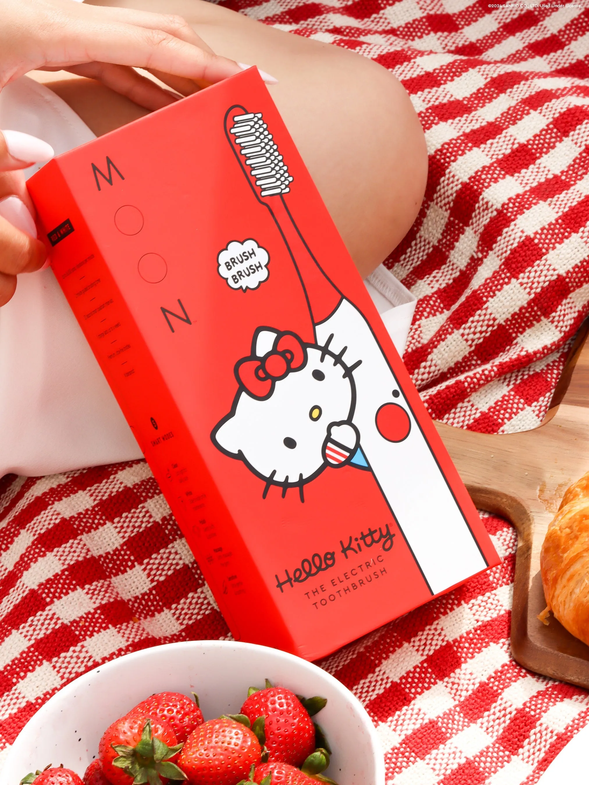 MOON x Hello Kitty® Electric Toothbrush