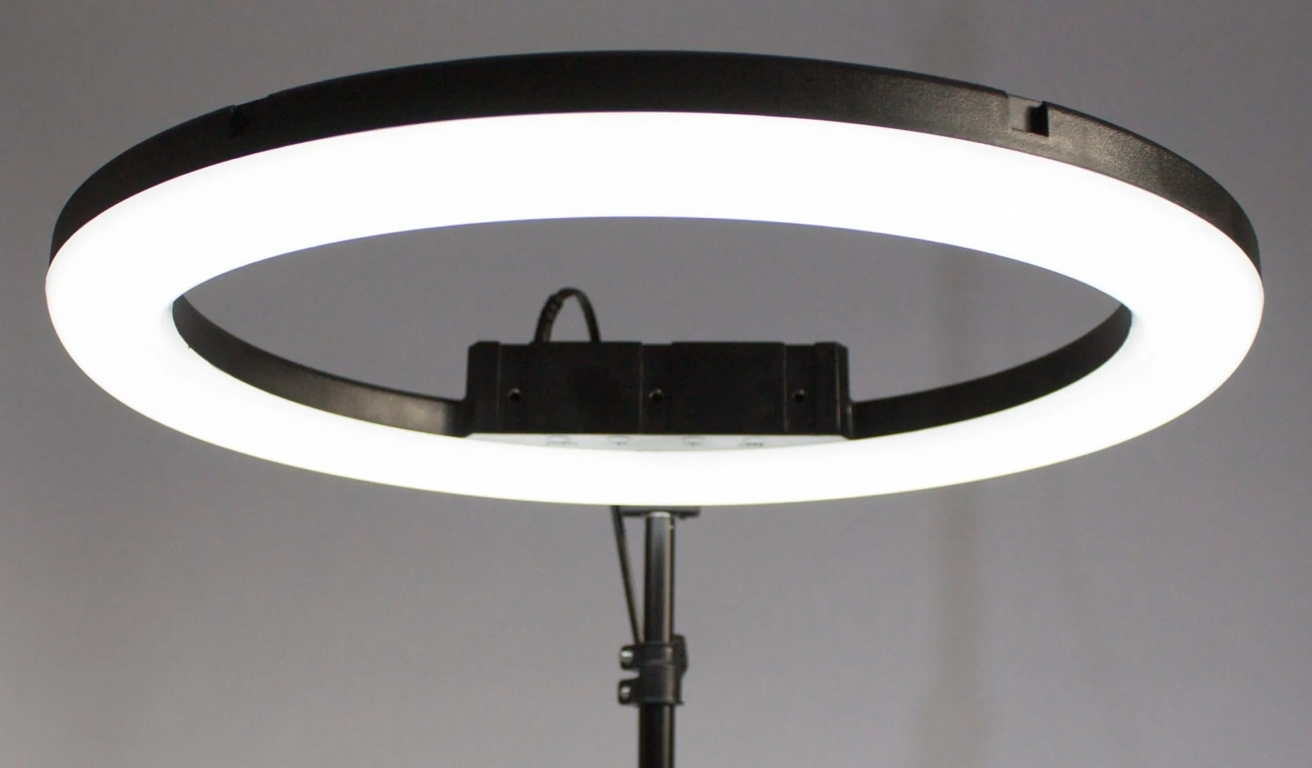 Native Lighting - Eclipse Ring Light with built in phone holder - amazing for bloggers (touch sensitive buttons and bluetooth connection)