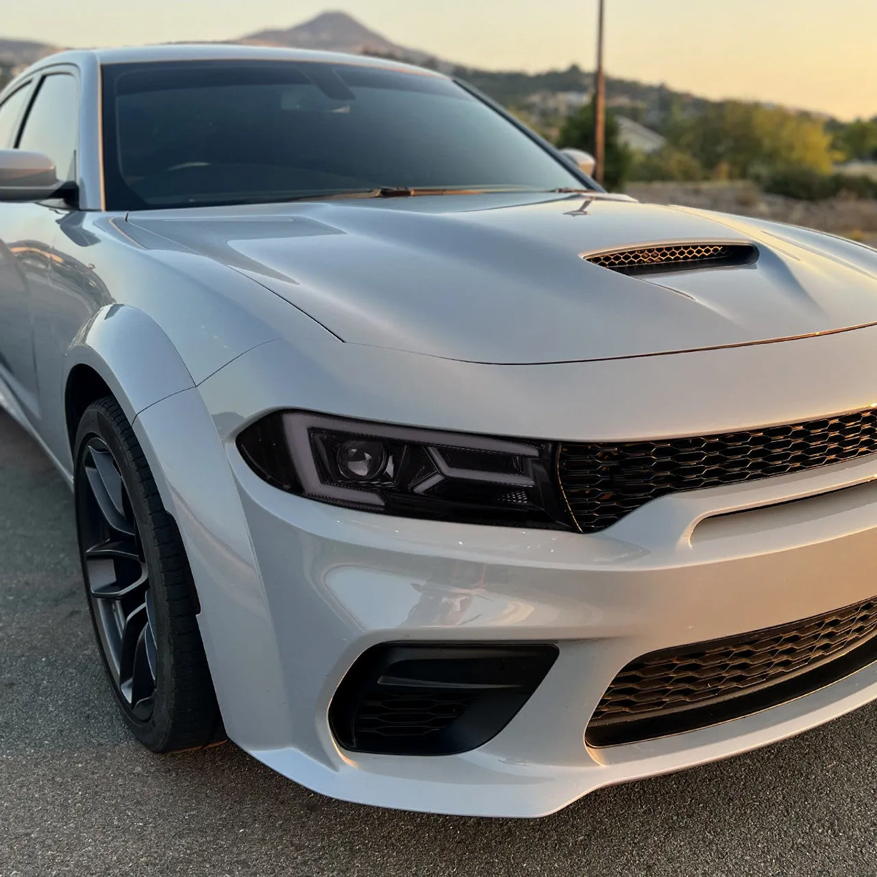 Spec-D Projector Headlights Dodge Charger (2015-2023) Sequential LED Turn Signal - Black or Chrome