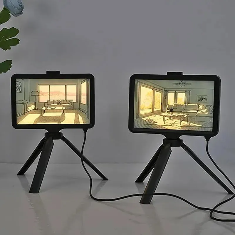 Tripod Frame Lamp