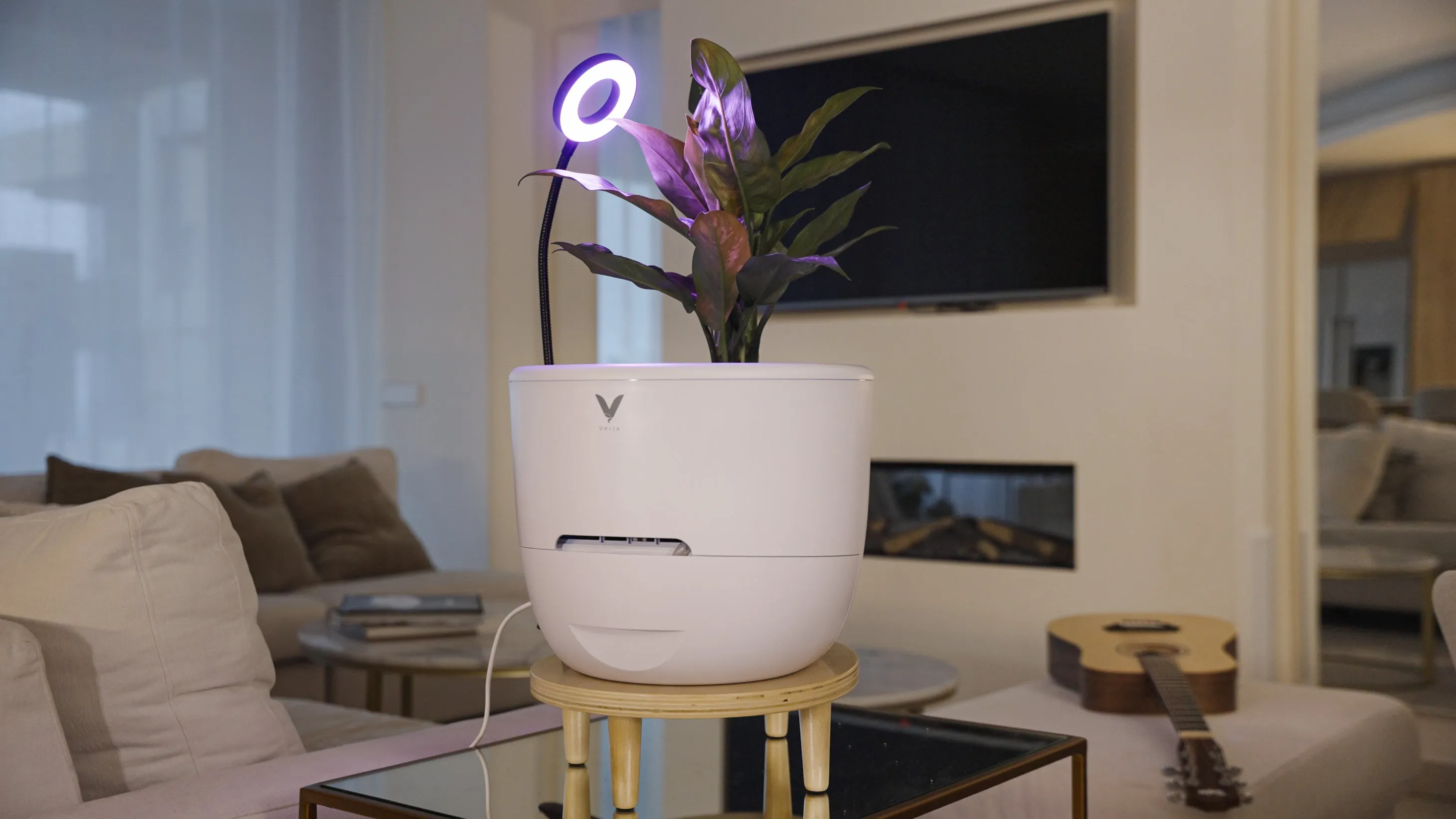 Verta® Smart Grow Light with App-Controlled Auto On/Off Timer